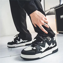 Lage sneakers met zigzag patroon