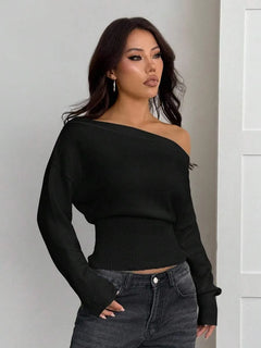 Oversized trui met asymmetrische hals