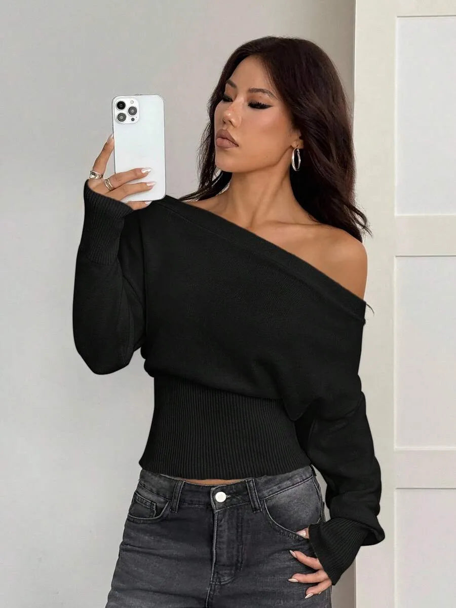Oversized trui met asymmetrische hals