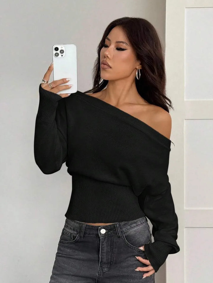 Oversized trui met asymmetrische hals