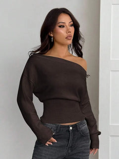 Oversized trui met asymmetrische hals