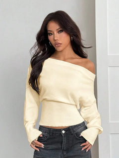 Oversized trui met asymmetrische hals