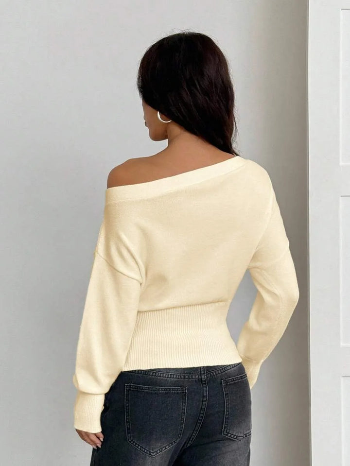 Oversized trui met asymmetrische hals
