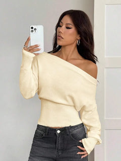 Oversized trui met asymmetrische hals