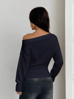Oversized trui met asymmetrische hals