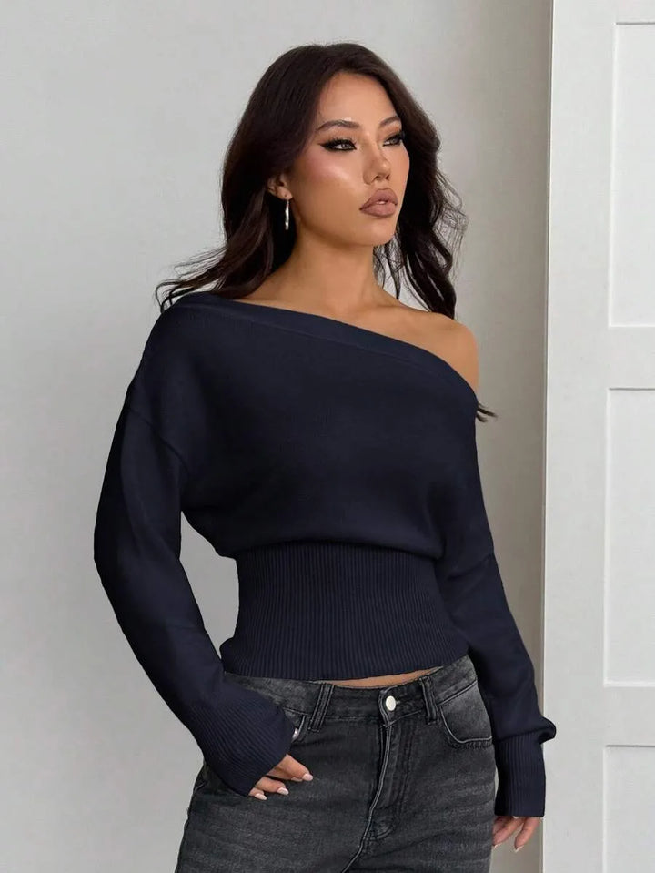 Oversized trui met asymmetrische hals