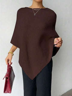 Oversized poncho met asymmetrische hals