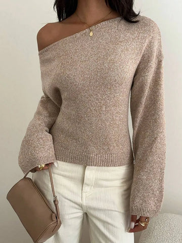 Sweater met asymmetrische hals