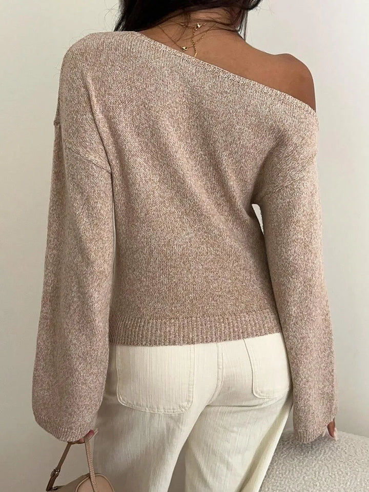 Sweater met asymmetrische hals