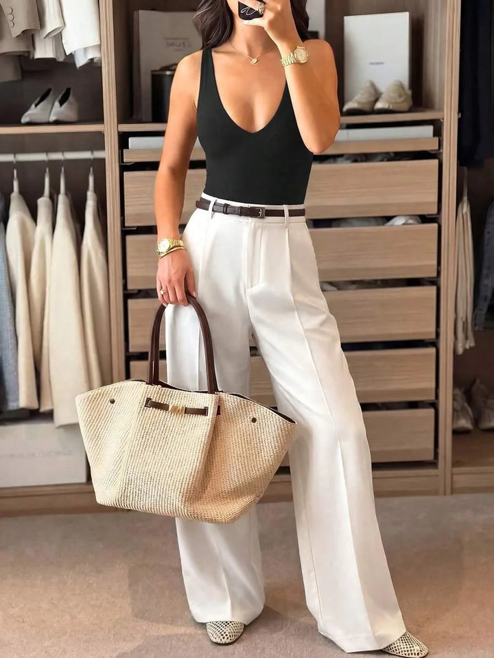 Bodysuit met diepe V-hals