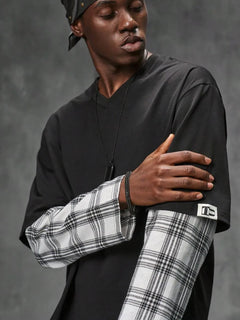 T-shirt met plaid patchwork mouwen