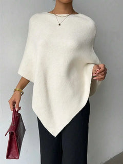 Oversized poncho met asymmetrische hals