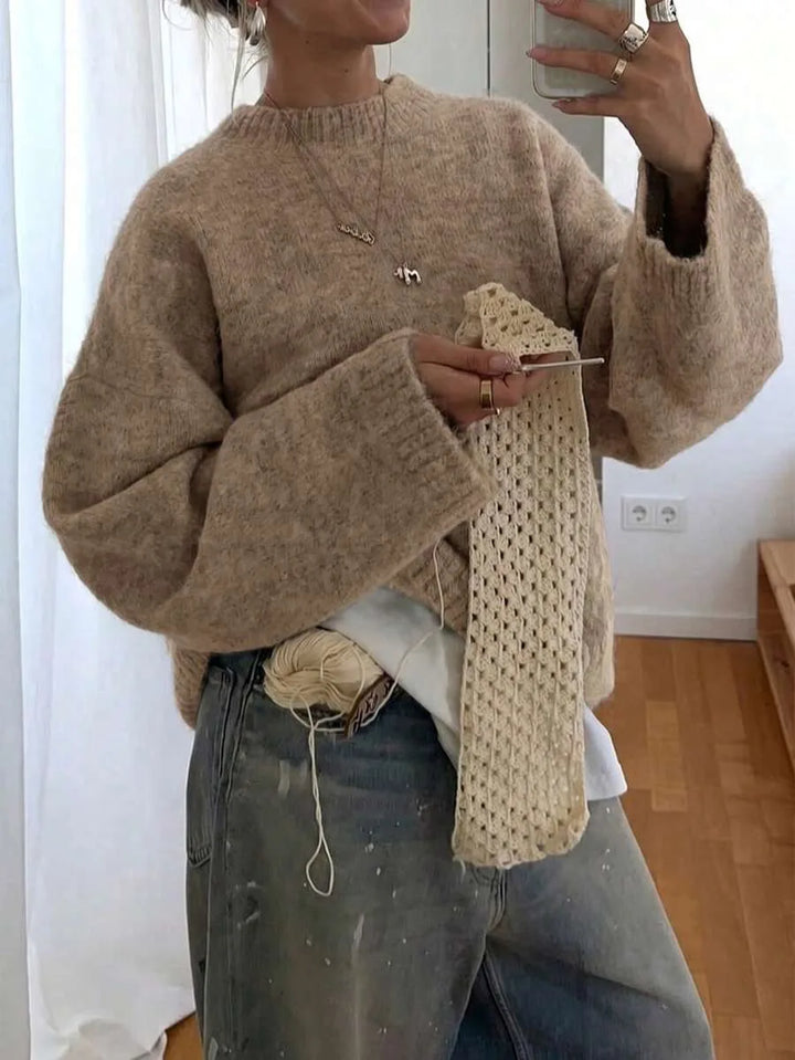 Oversized sweater met crew neckline