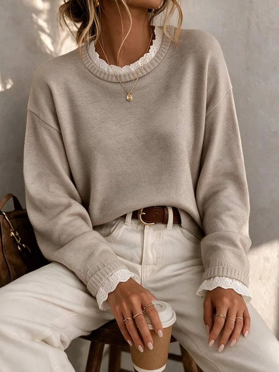 Sweater met kant en ronde hals