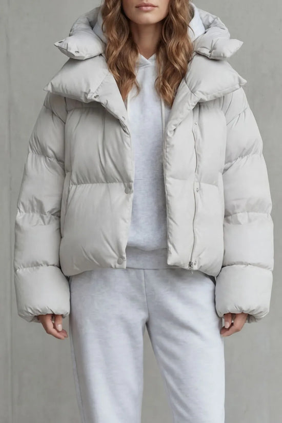 Cropped puffer jacket met capuchon