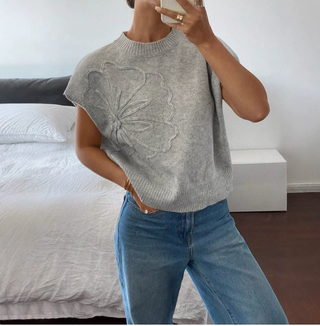 Casualowy sweter z krótkim rękawem i okrągłym dekoltem