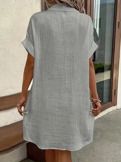 Overhemdjurk met V-neck en korte mouwen