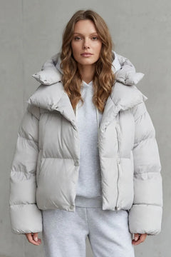 Cropped puffer jacket met capuchon