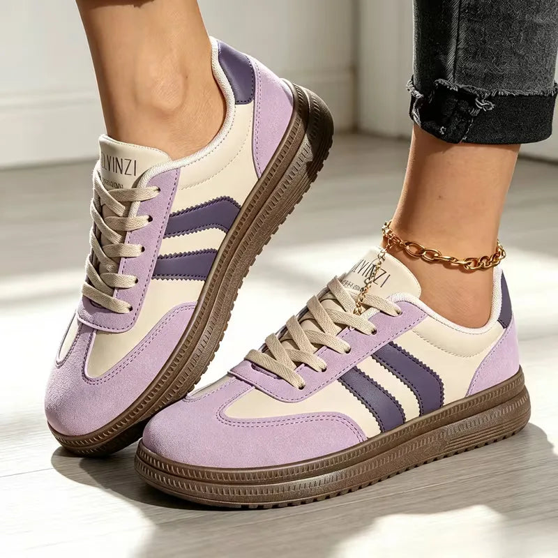 Lage sneakers met lace-up closure