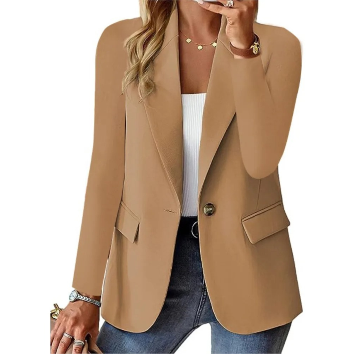 Lange mouw dames blazer, perfect voor een casual look. Gemaakt van hoogwaardige materialen voor duurzaamheid en voorzien van een stijlvol ontwerp dat bij elke gelegenheid past.