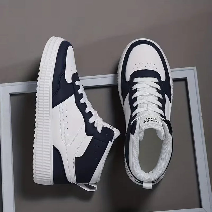 Hoge sneakers met perforaties