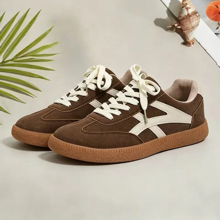 Lage sneakers met suède bovenwerk