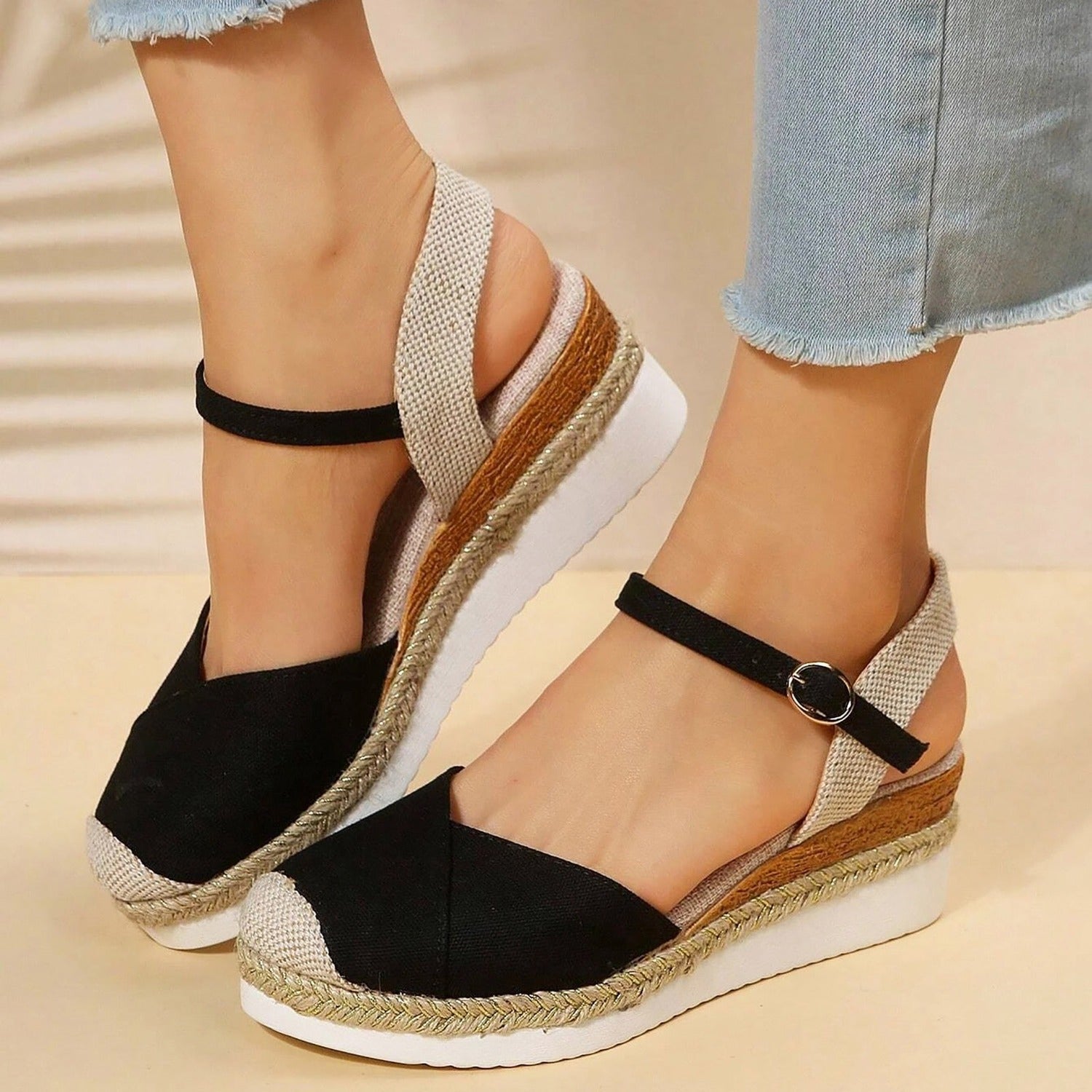 Finnyl | Espadrilles met mesh patch en contrasterende kleur