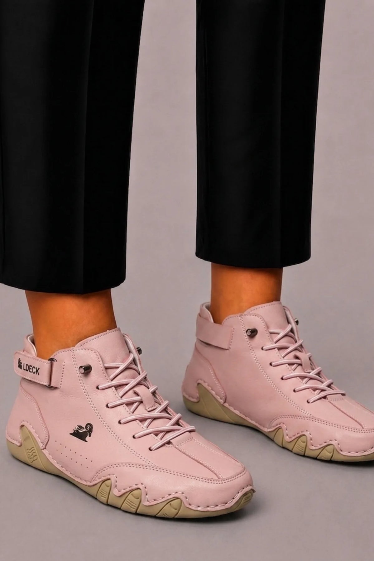 Lage sneakers met high-top design