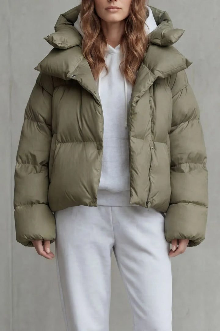 Cropped puffer jacket met capuchon