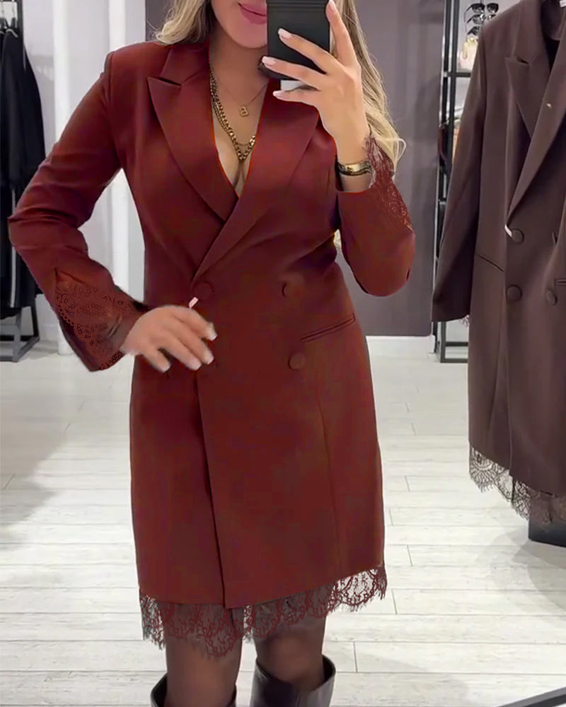 Elegante V-Hals Jurk met Contrastdetails
