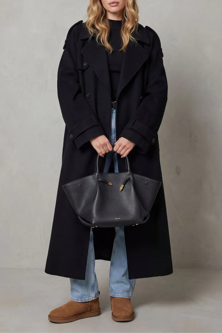 Oversized wollen trenchcoat