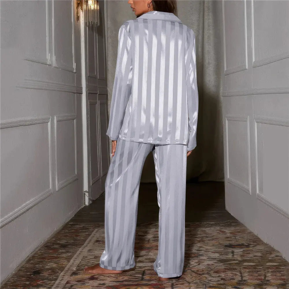 Esmee Pyjama - Stijlvol Comfort met Zijden Details