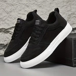 Lage sneakers met lace-up sluiting