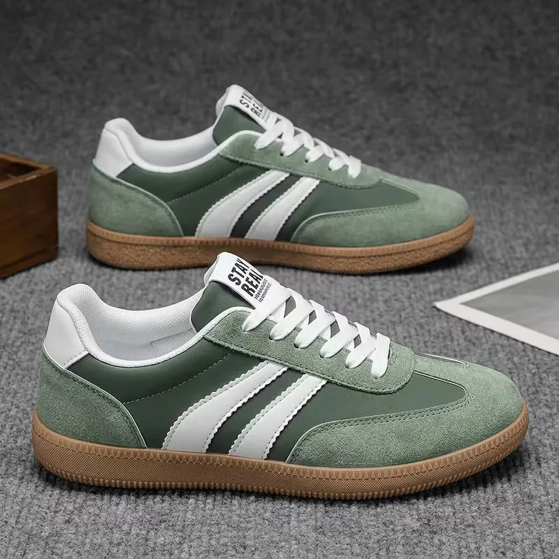 Lage sneakers met lace-up design