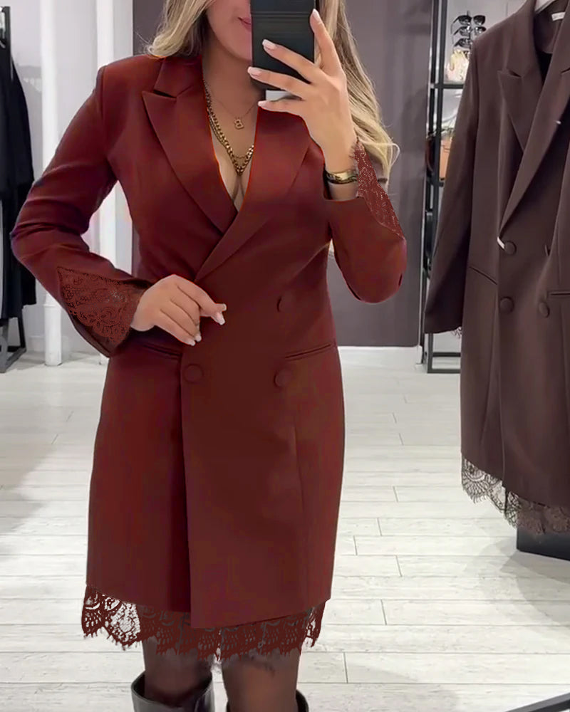 Elegante V-Hals Jurk met Contrastdetails