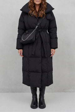 Lange puffer jas met ceintuur
