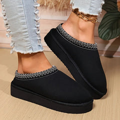 Slip-on slippers met pluche materiaal
