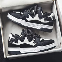 Lage sneakers met zigzag patroon