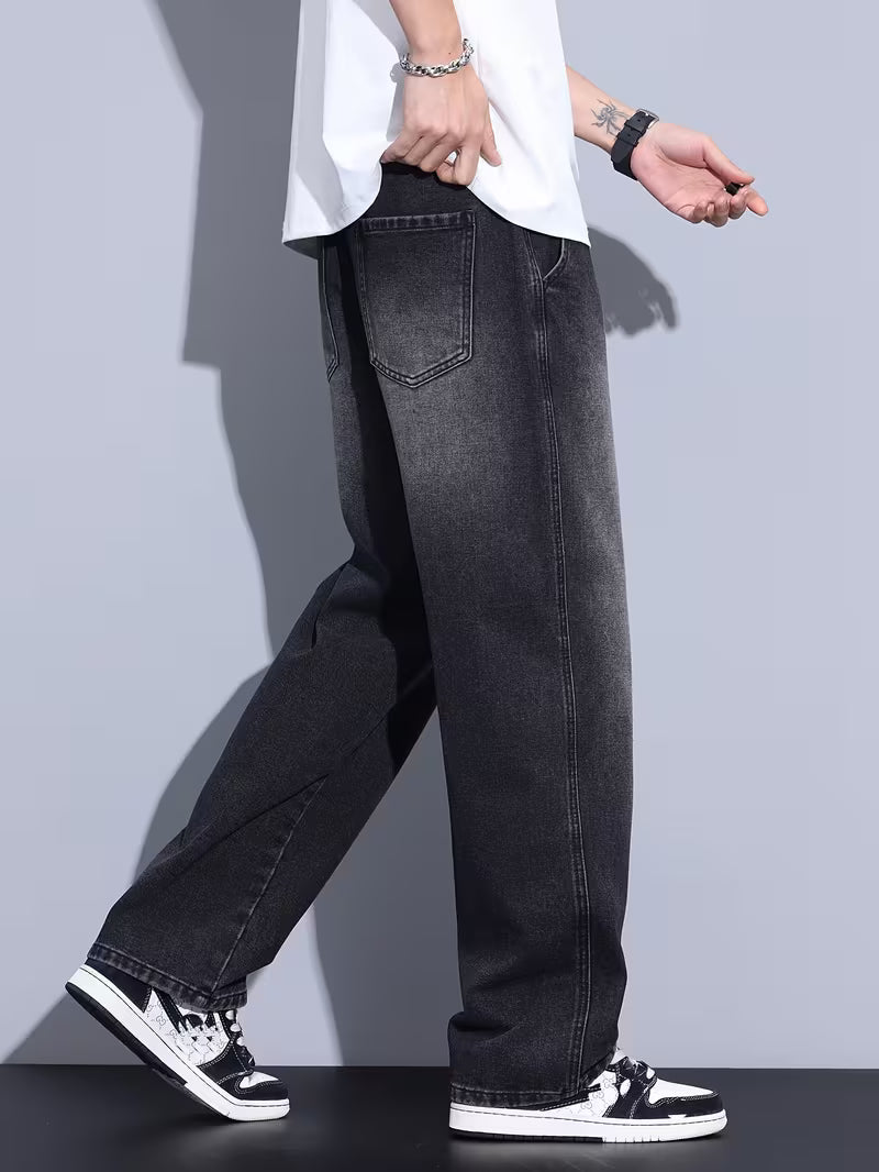 Broek met rechte pijp en losse pasvorm