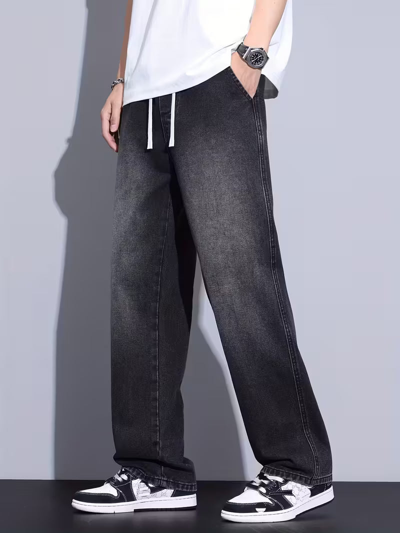 Broek met rechte pijp en losse pasvorm