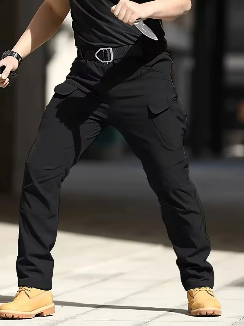 Cargo broek met rekbaar materiaal en meerdere zakken