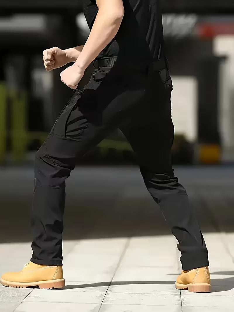 Cargo broek met rekbaar materiaal en meerdere zakken