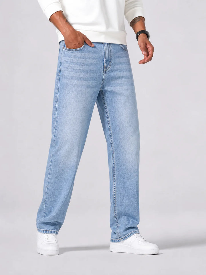 Straight jeans met grijze wassing