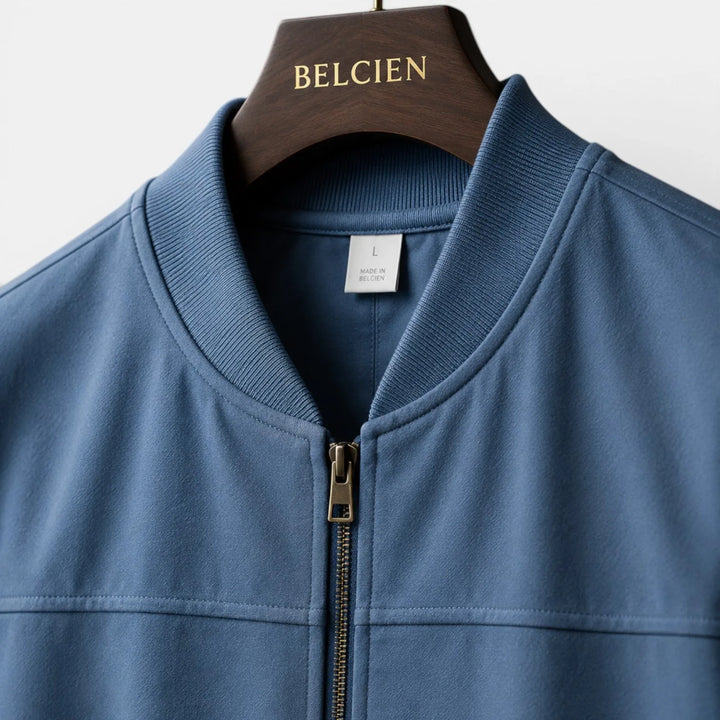 Bomberjack met ribbed details