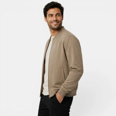 Bomberjack met ribbed details