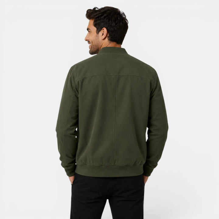 Bomberjack met ribbed details