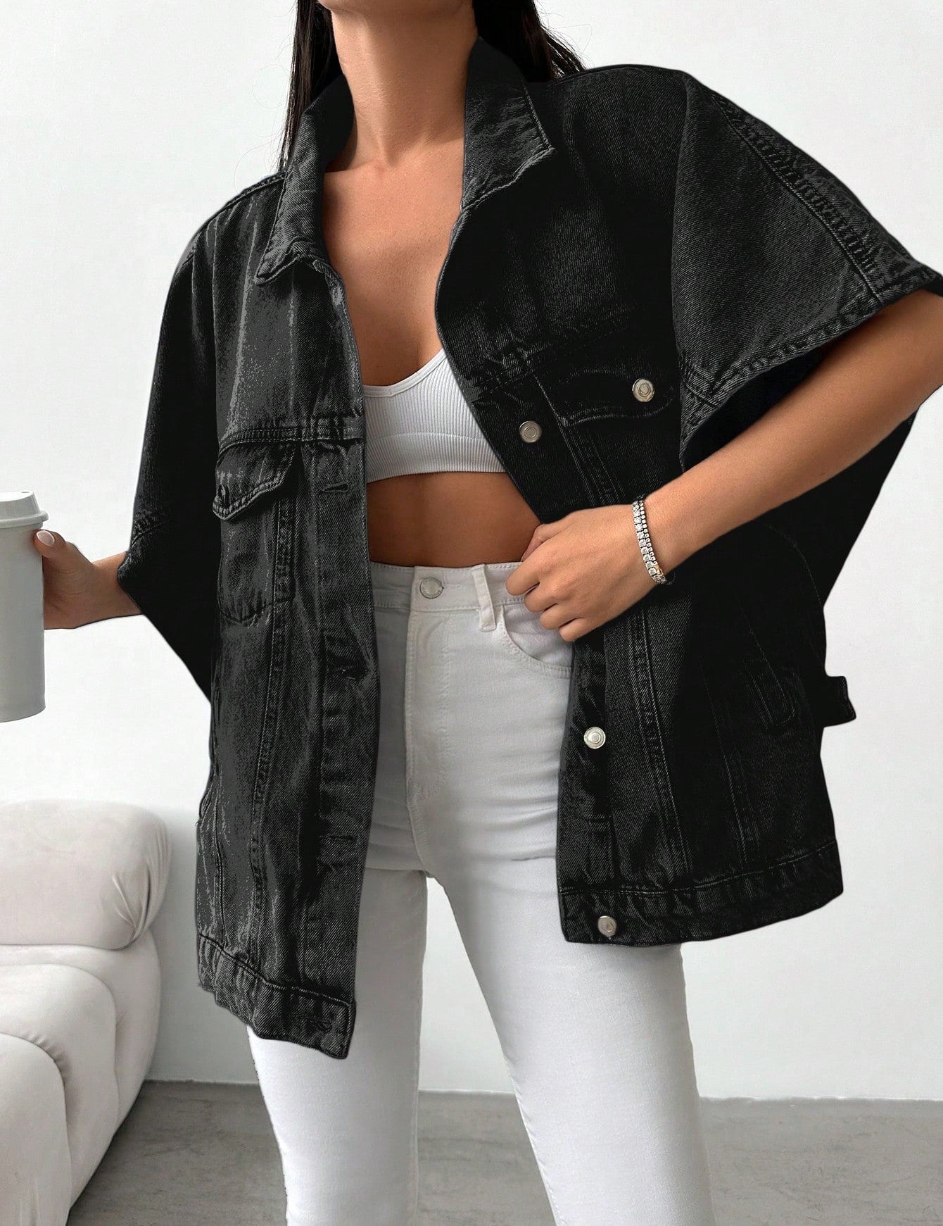 Denimjas met losse pasvorm en halve mouwen