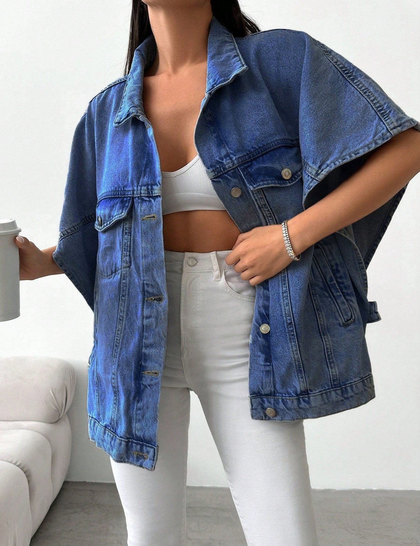 Denimjas met losse pasvorm en halve mouwen