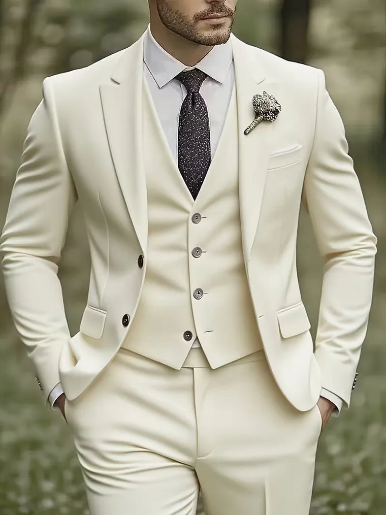 Driedelig heren pak met slim fit en glanzende afwerking
