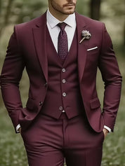 Driedelig heren pak met slim fit en glanzende afwerking